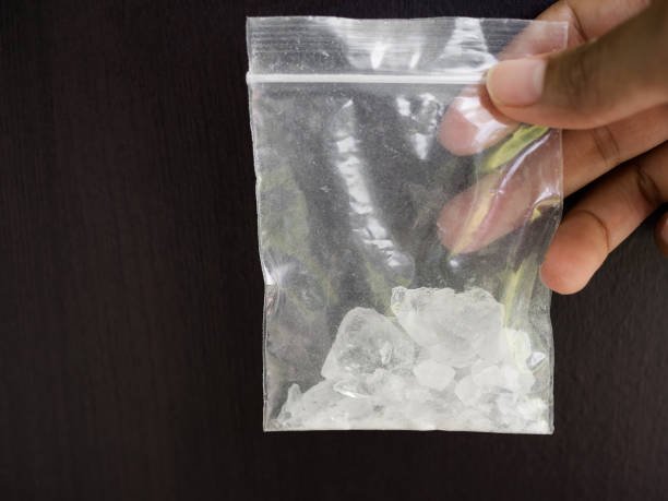 https://crystalmeth.ca/