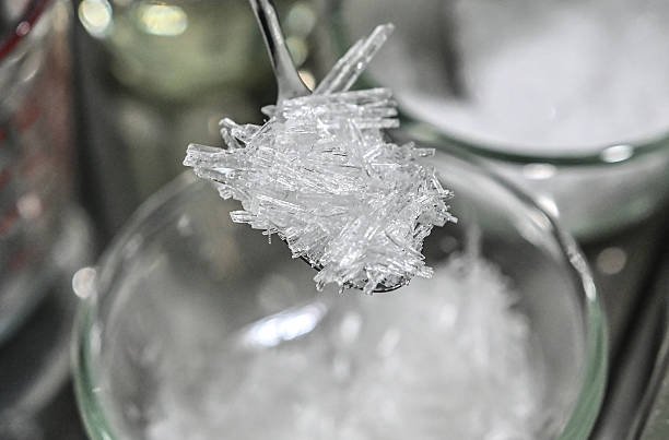 https://crystalmeth.ca/